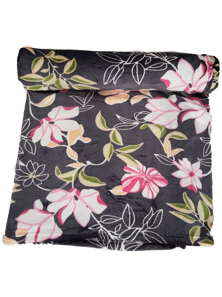     			Wholesale india Flannel Floral Single Bed Blanket ( 270 cm x 150 cm ) - Multi ( Pack of 1 )