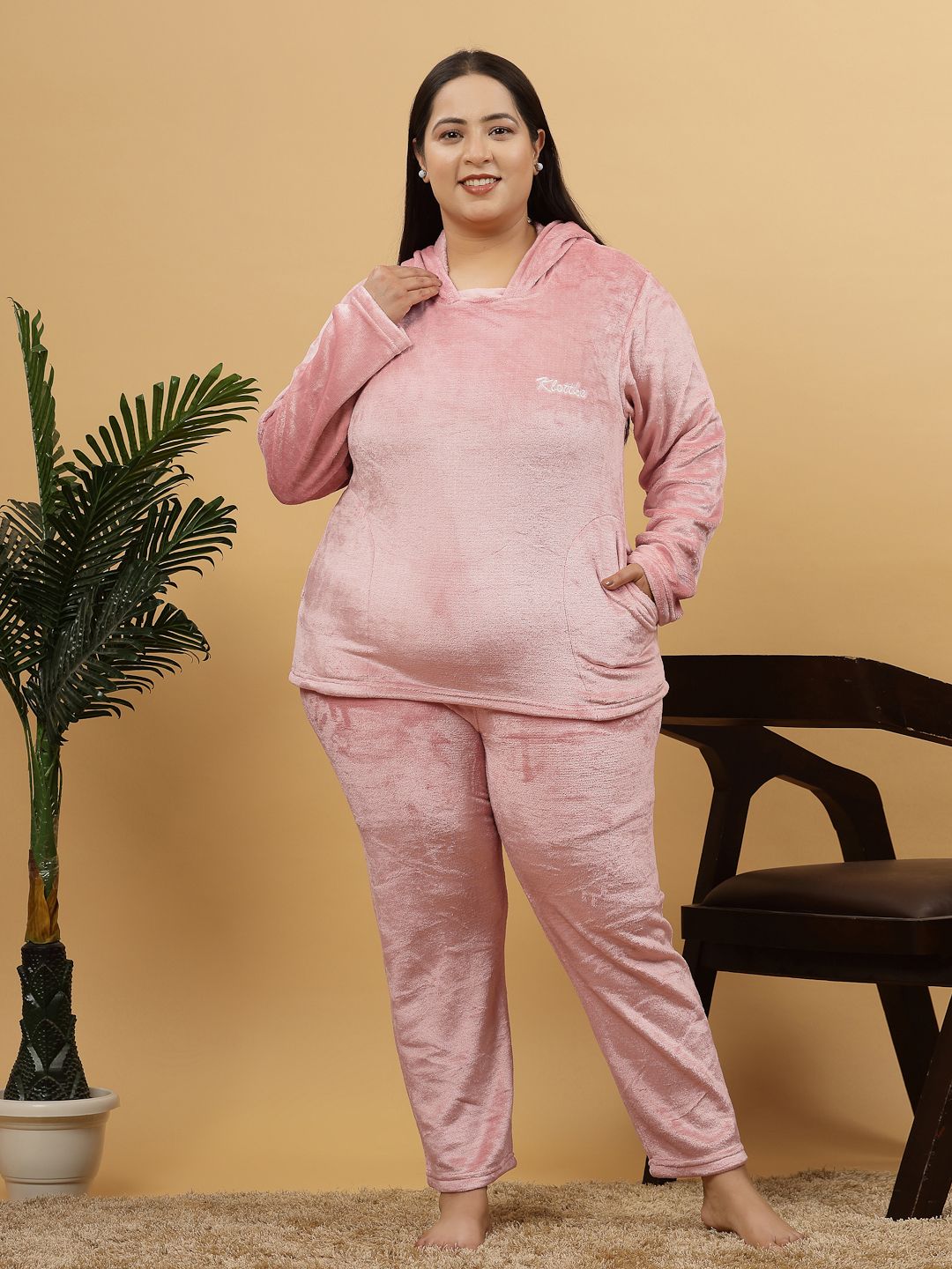     			Klotthe Light Pink Woollen Women's Nightwear Nightsuit Sets ( Pack of 1 )