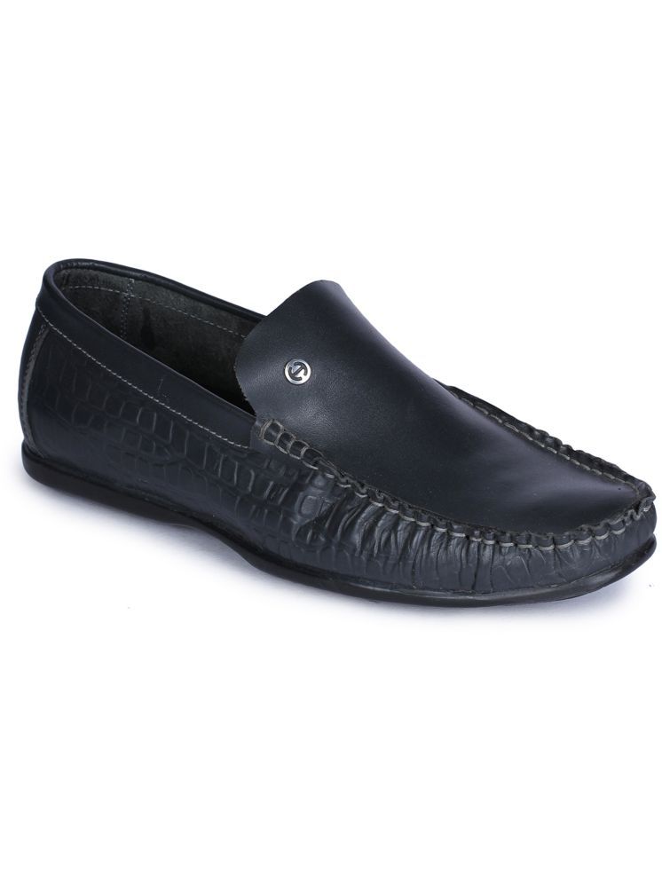     			Liberty Navy Men's Slip on