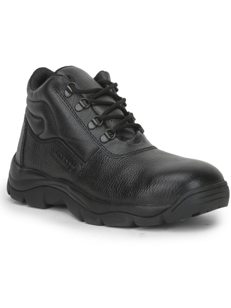     			Liberty Black Men's Casual Boots